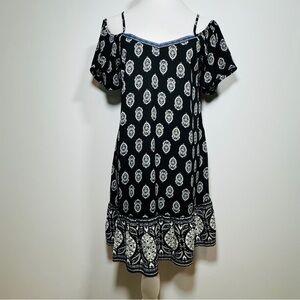 Xhilaration Women’s Black & White Off-Shoulder Boho Dress with‎ Pockets Size S